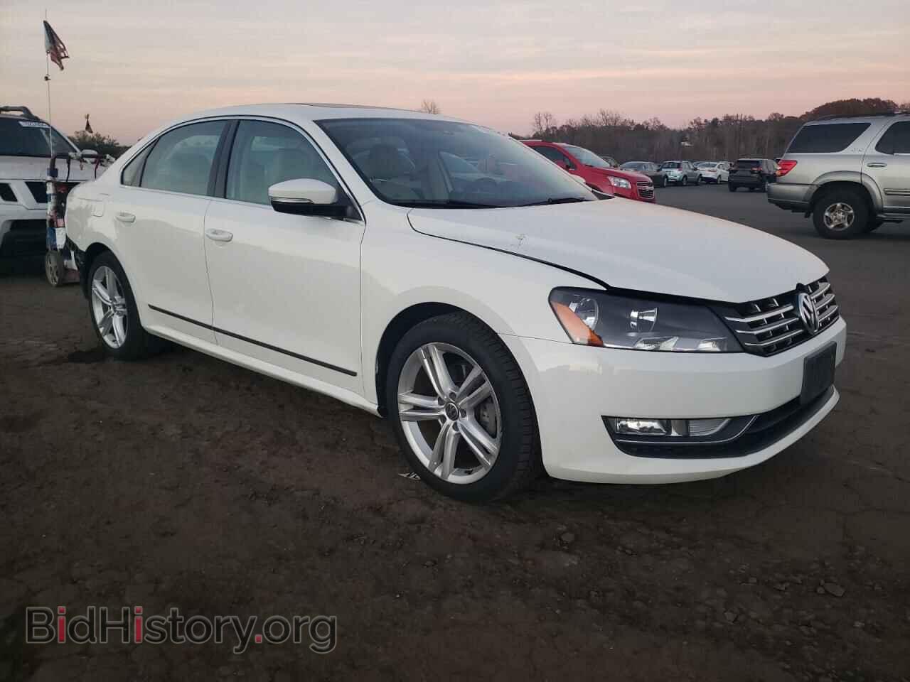 2014 VOLKSWAGEN PASSAT - VIN: 1VWCT7A37EC003955 - Фото 4