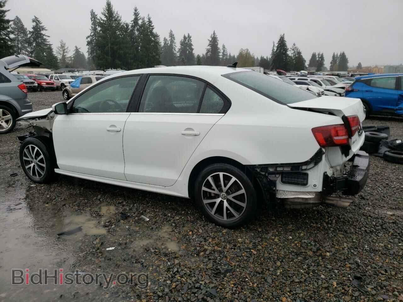 2017 VOLKSWAGEN JETTA - VIN: 3VWDB7AJ5HM272433 - Фото 2