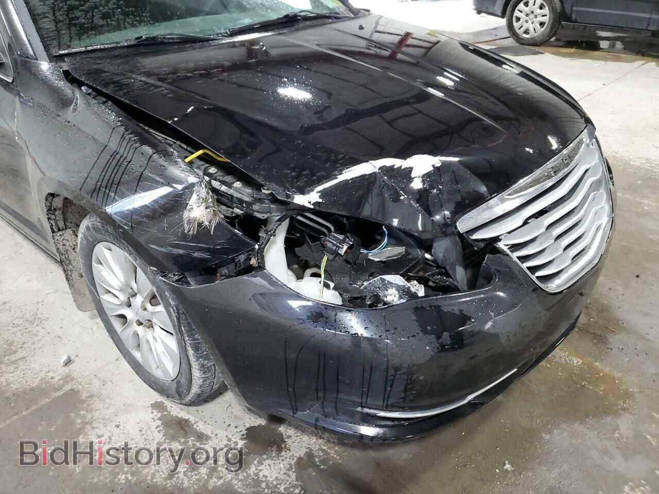2012 CHRYSLER 200 - VIN: 1C3CCBAB4CN281800 - Фото 9