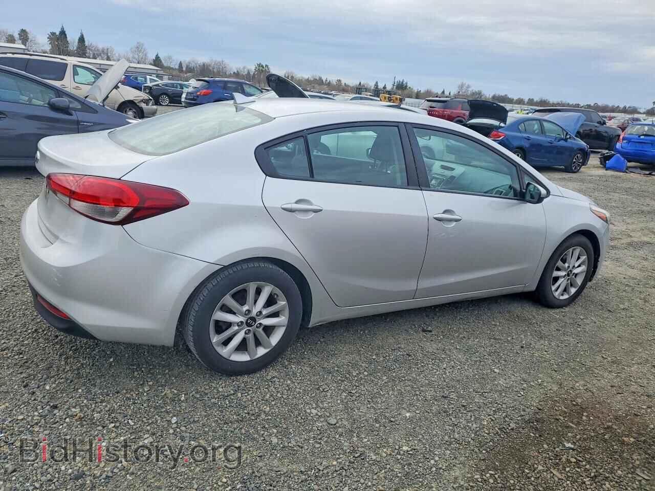 2017 KIA FORTE - VIN: 3KPFL4A72HE056030 - Фото 3