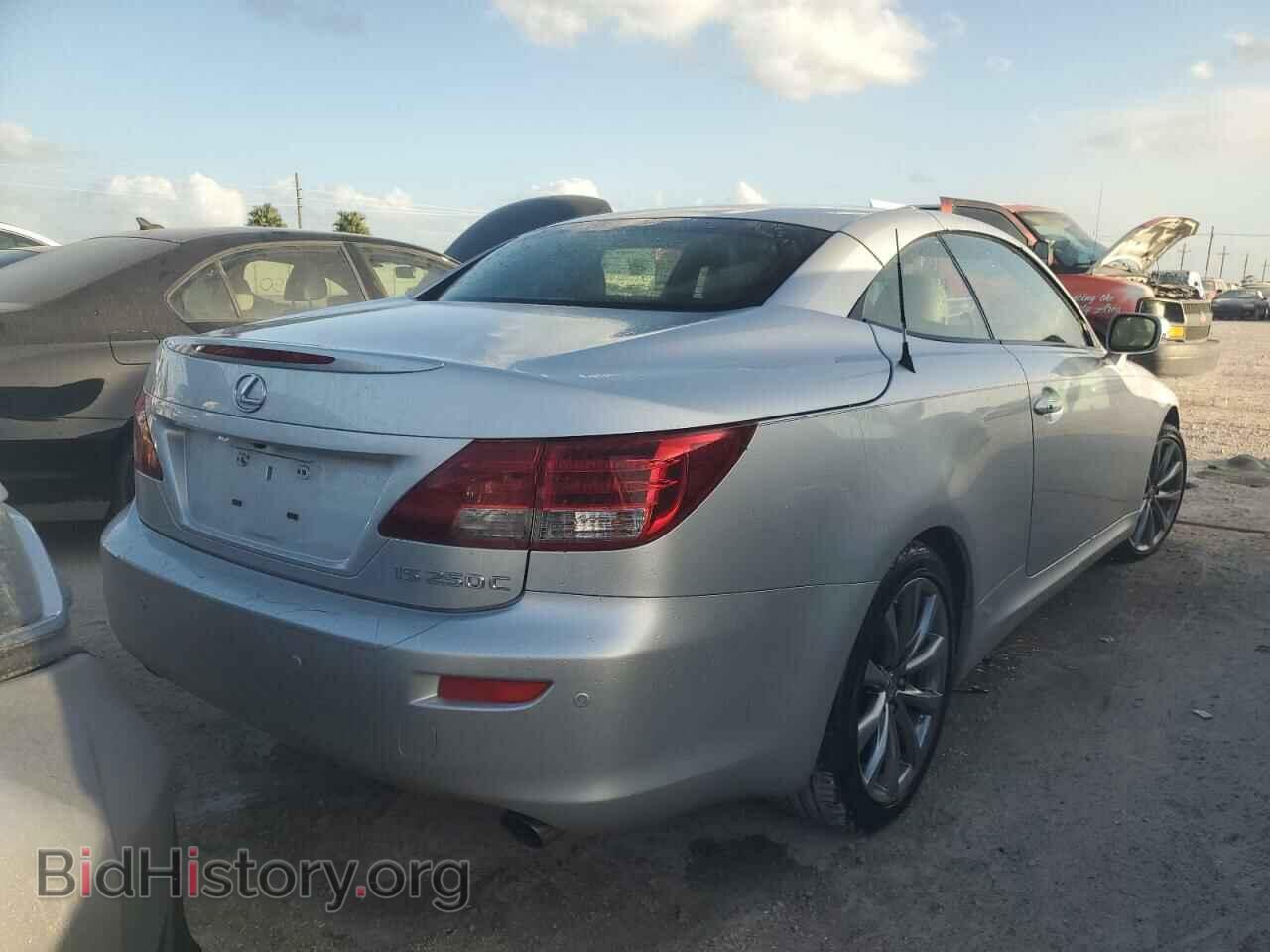 2014 LEXUS IS - VIN: JTHFF2C25E2529794 - Фото 3