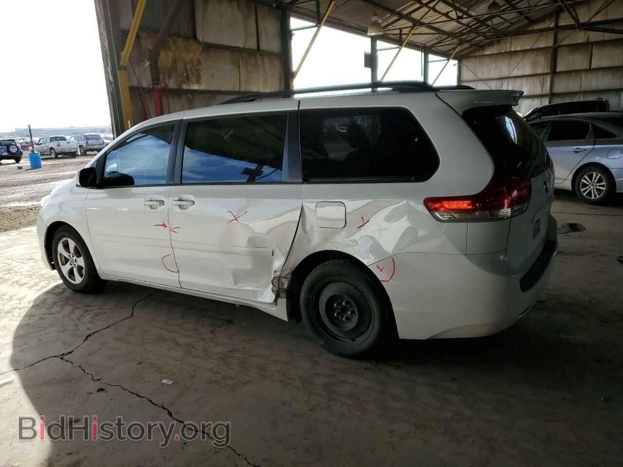 2012 TOYOTA All Models - VIN: 5TDKK3DC1CS259669 - Фото 2