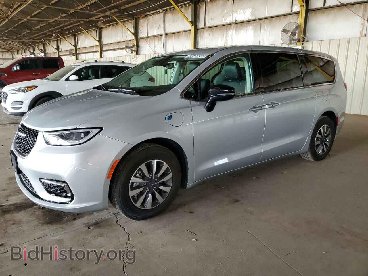 Фотография 2C4RC1S72RR150368 - CHRYSLER PACIFICA 2024