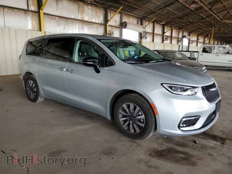 2024 Chrysler PACIFICA (VIN 2C4RC1S72RR150368) — фото 4 из 13