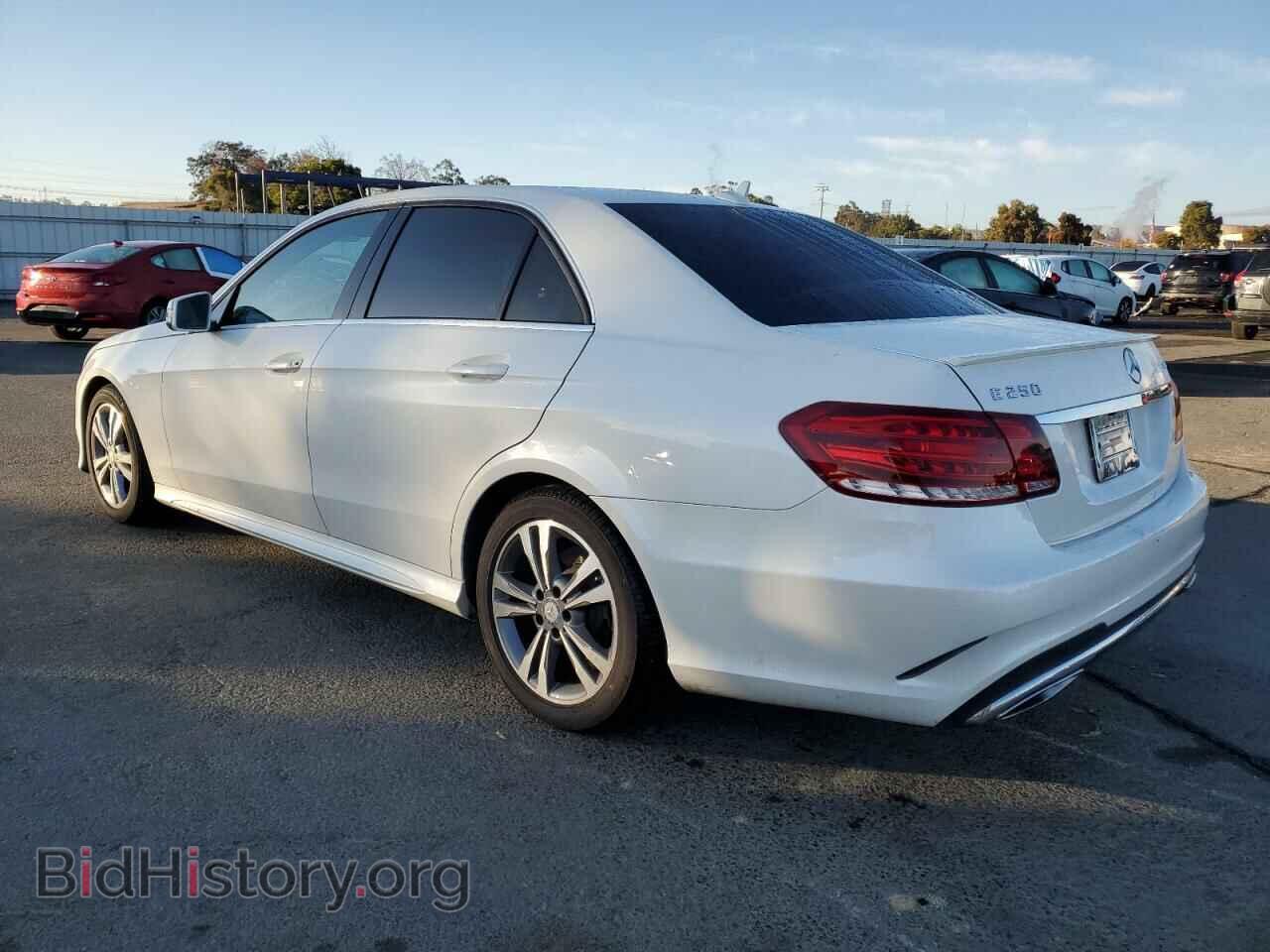 2014 MERCEDES-BENZ E-CLASS - VIN: WDDHF0EB3EA945317 - Фото 2