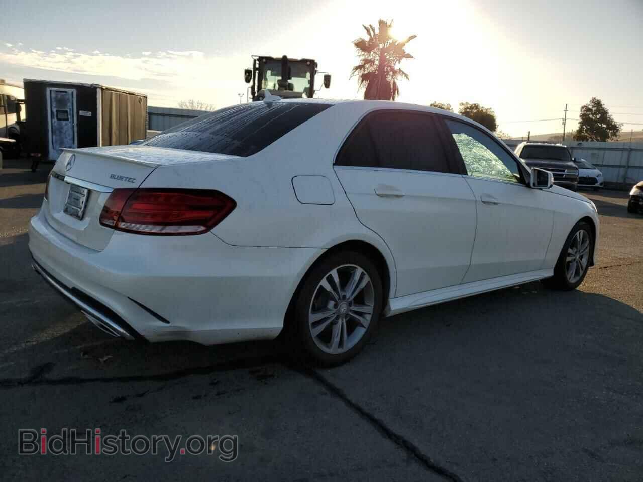 2014 MERCEDES-BENZ E-CLASS - VIN: WDDHF0EB3EA945317 - Фото 3