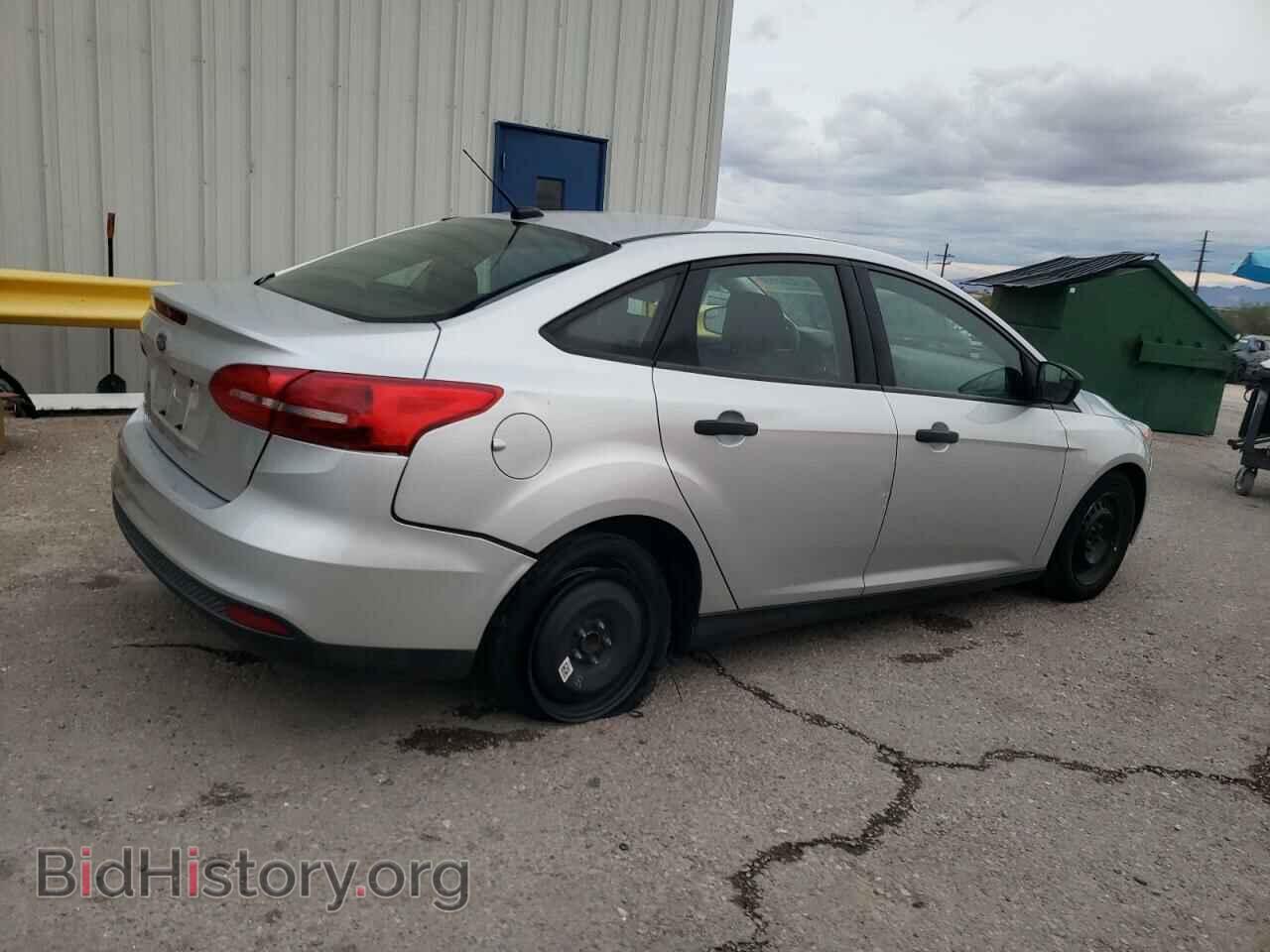 2017 FORD FOCUS - VIN: 1FADP3E24HL329180 - Photo 3
