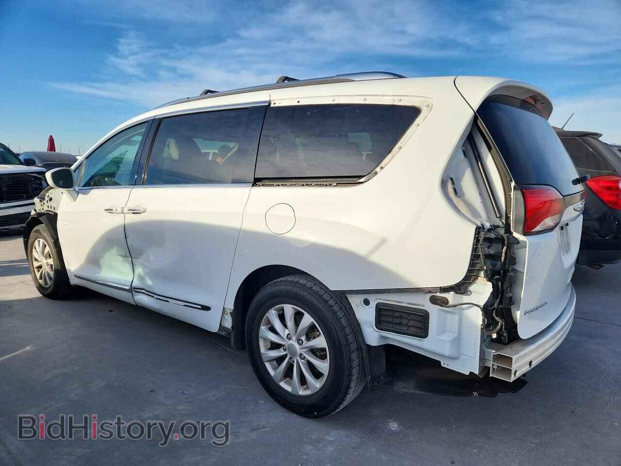 2019 CHRYSLER PACIFICA - VIN: 2C4RC1BG9KR597284 - Photo 2