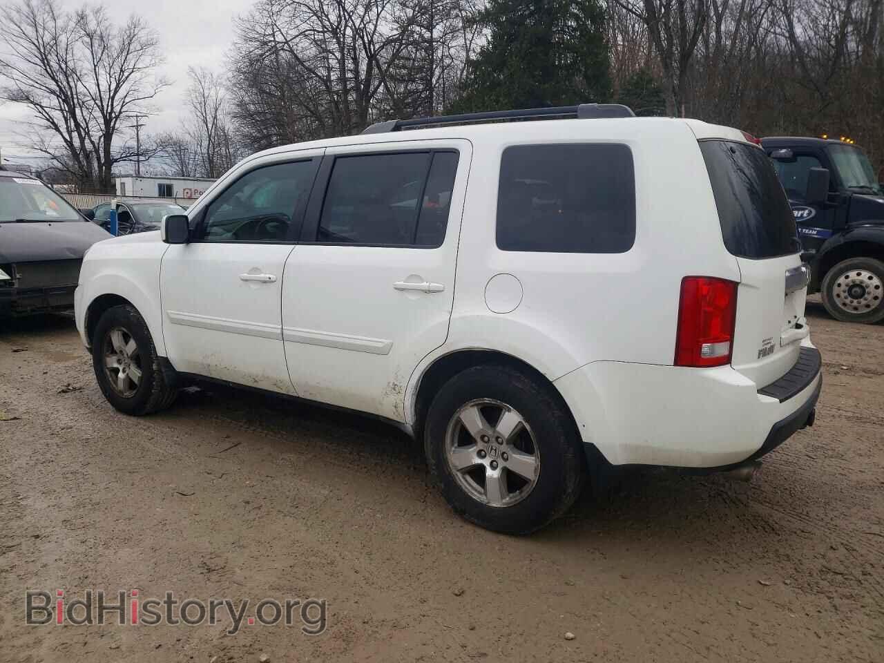 2011 HONDA PILOT - VIN: 5FNYF4H55BB015283 - Фото 2