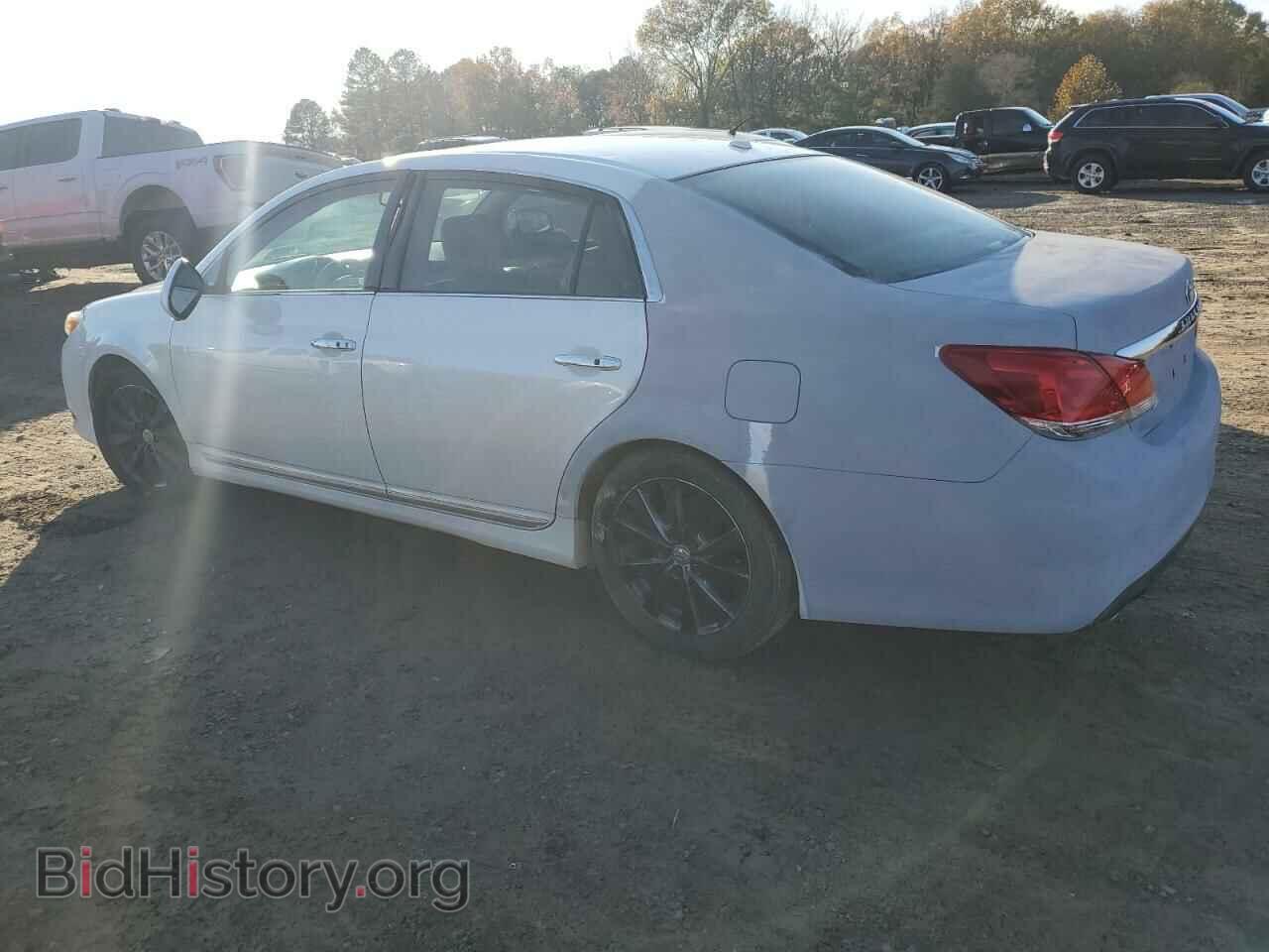 2011 TOYOTA AVALON - VIN: 4T1BK3DB7BU409166 - Фото 2