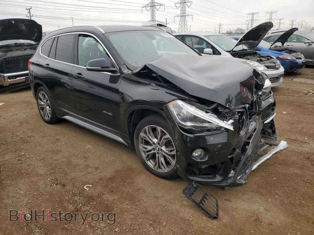 2016 BMW X1 - VIN: WBXHT3C30GP887010 - Фото 4