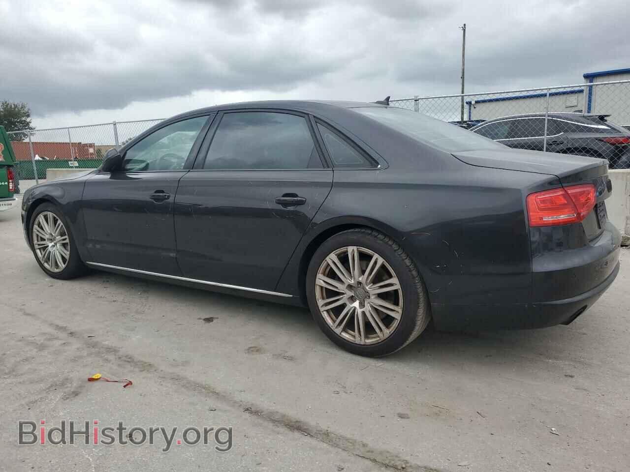 2011 AUDI A8 - VIN: WAURVAFD2BN025641 - Фото 2