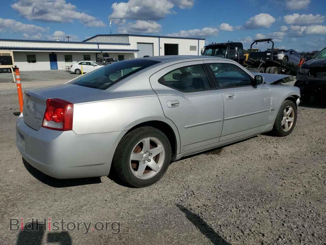 2010 DODGE CHARGER - VIN: 2B3CA3CV1AH268055 - Фото 3