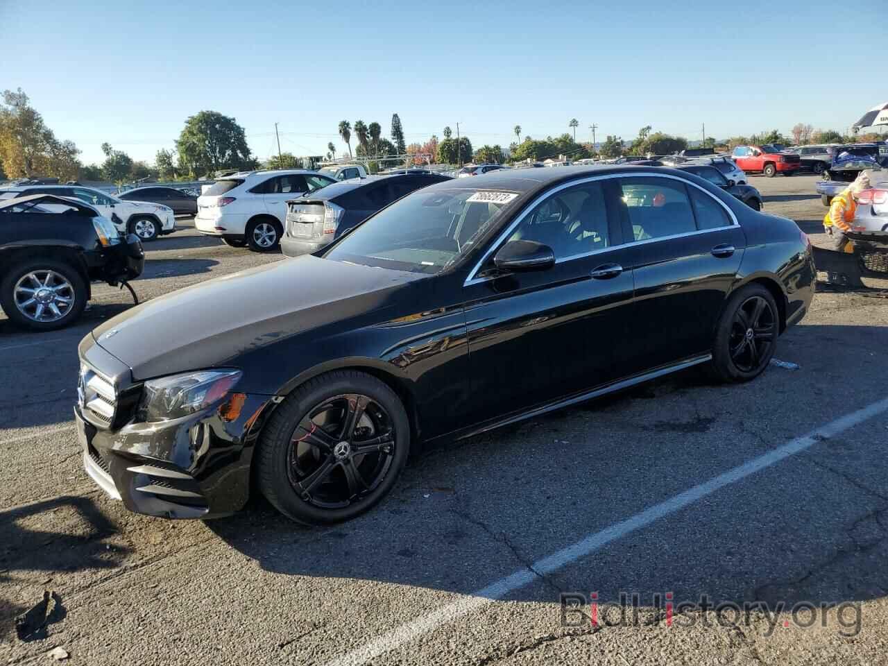 Photo WDDZF4JB6JA305050 - MERCEDES-BENZ E-CLASS 2018