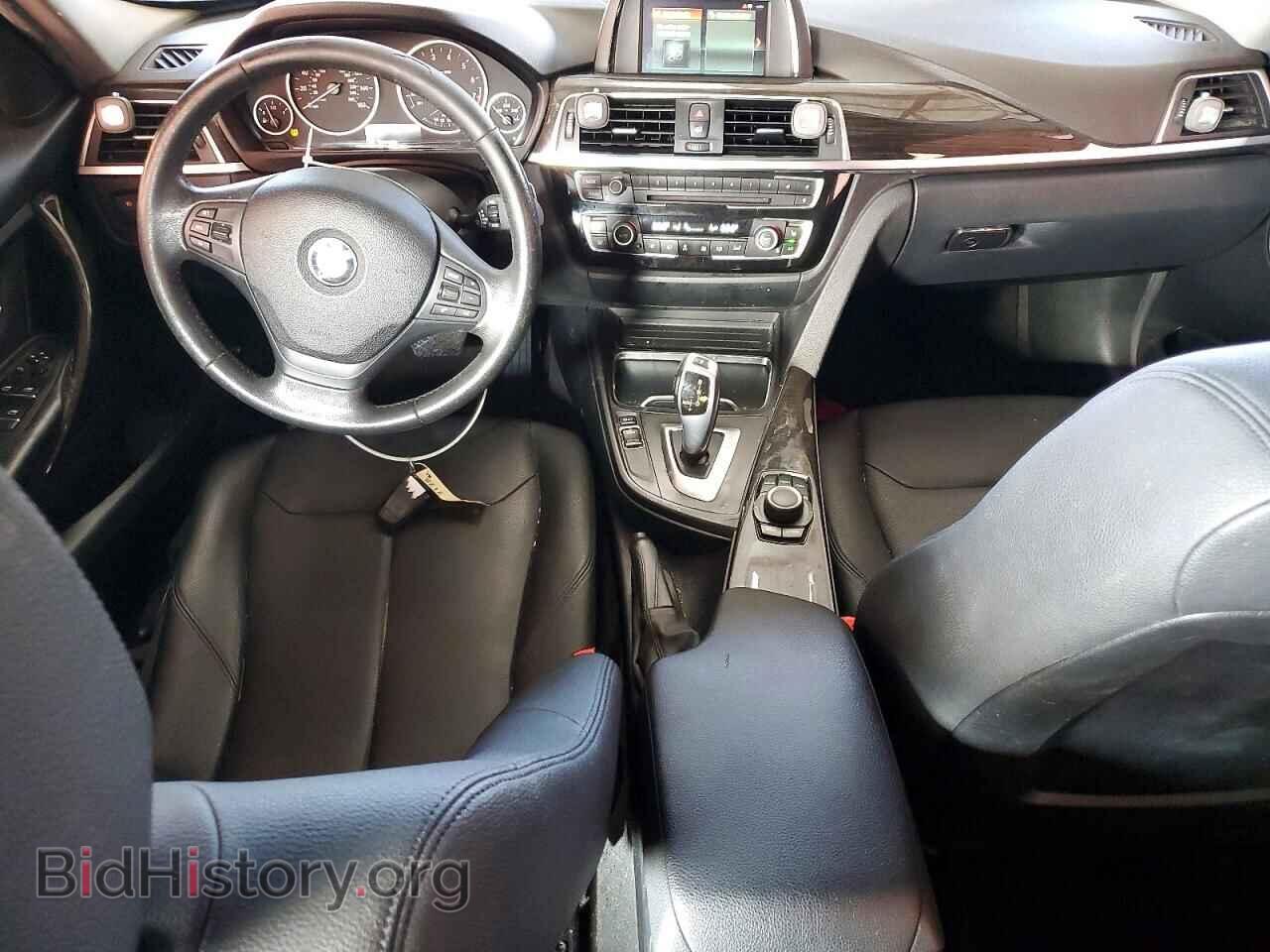 2018 BMW 320 - VIN: WBA8E1G51JNU91322 - Photo 8