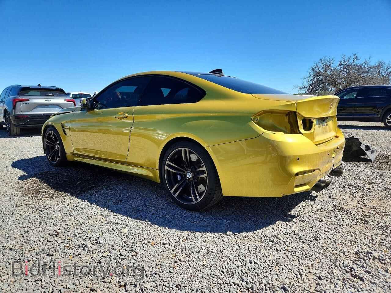 2015 BMW M4 - VIN: WBS3R9C54FK332642 - Фото 2
