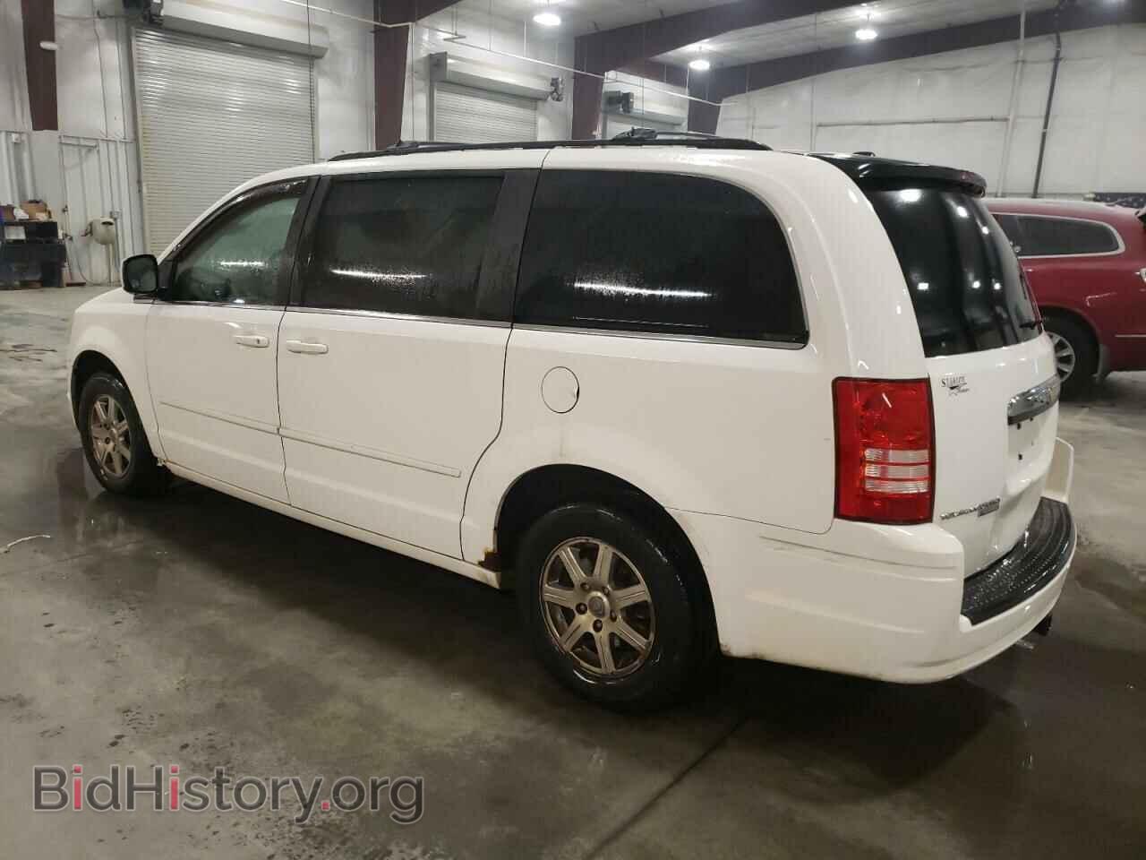 2008 CHRYSLER MINIVAN - VIN: 2A8HR54P48R672652 - Фото 2