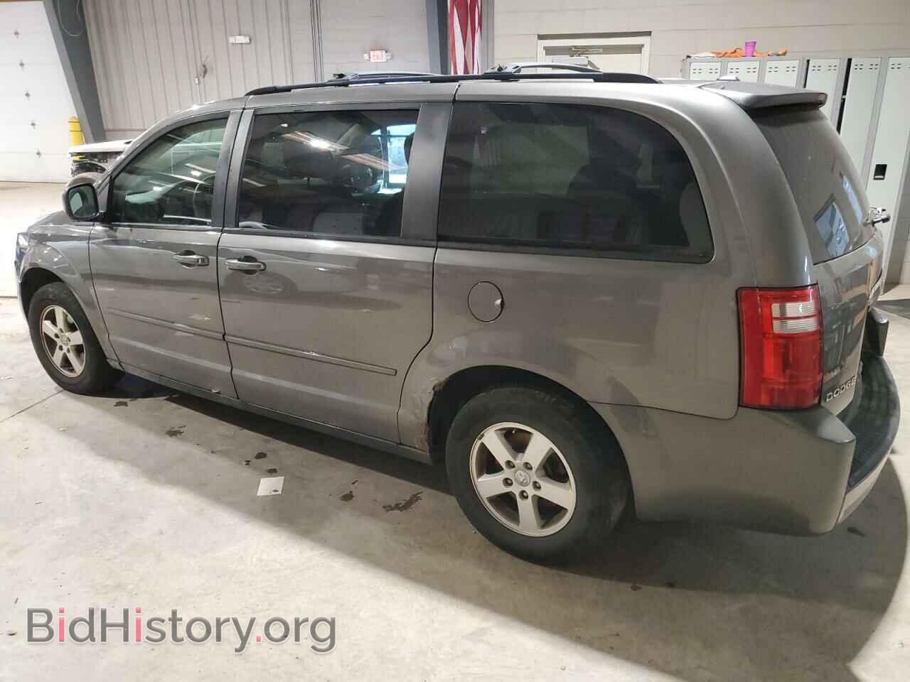 2010 DODGE CARAVAN - VIN: 2D4RN3D12AR446934 - Photo 2
