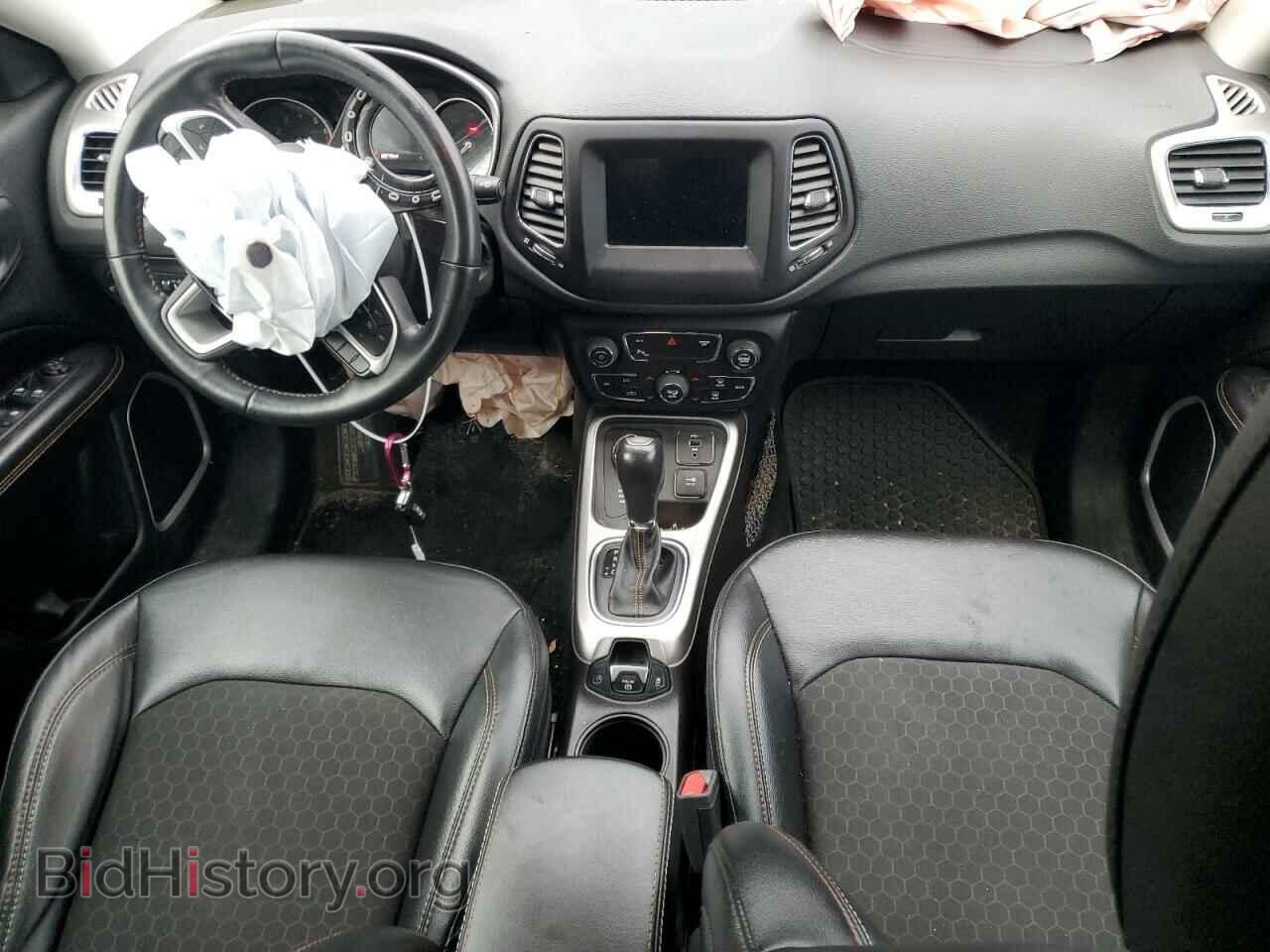 2019 JEEP COMPASS - VIN: 3C4NJDBB5KT628585 - Фото 8