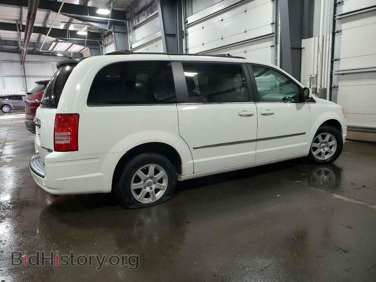 2010 CHRYSLER MINIVAN - VIN: 2A4RR5DX9AR351573 - Фото 3