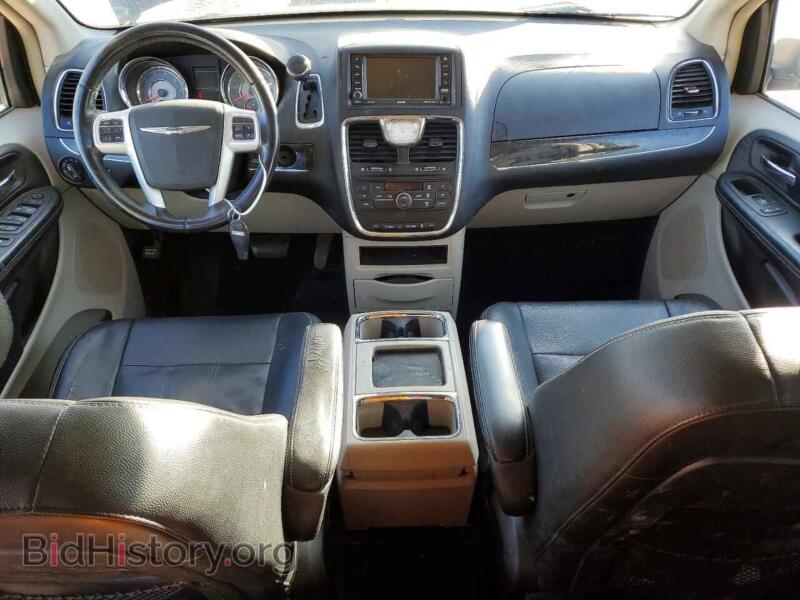 2016 Chrysler MINIVAN (VIN 2C4RC1BG1GR199610) — фото 8 из 13
