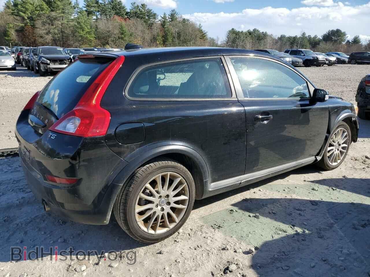 2011 VOLVO C30 - VIN: YV1672MK5B2224797 - Фото 3
