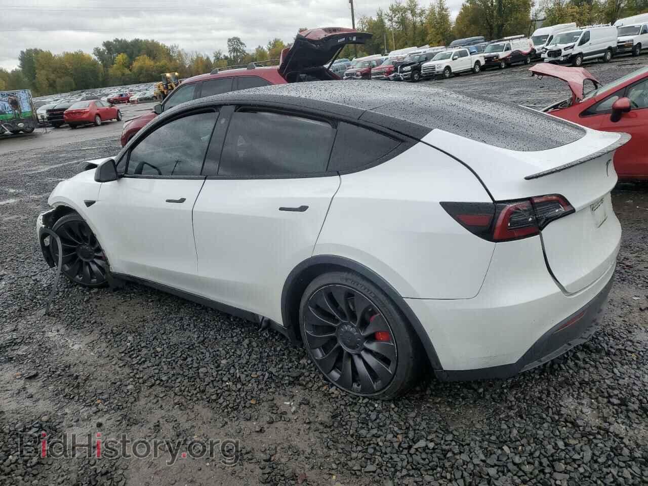 2022 TESLA MODEL Y - VIN: 7SAYGDEF6NF493472 - Photo 2