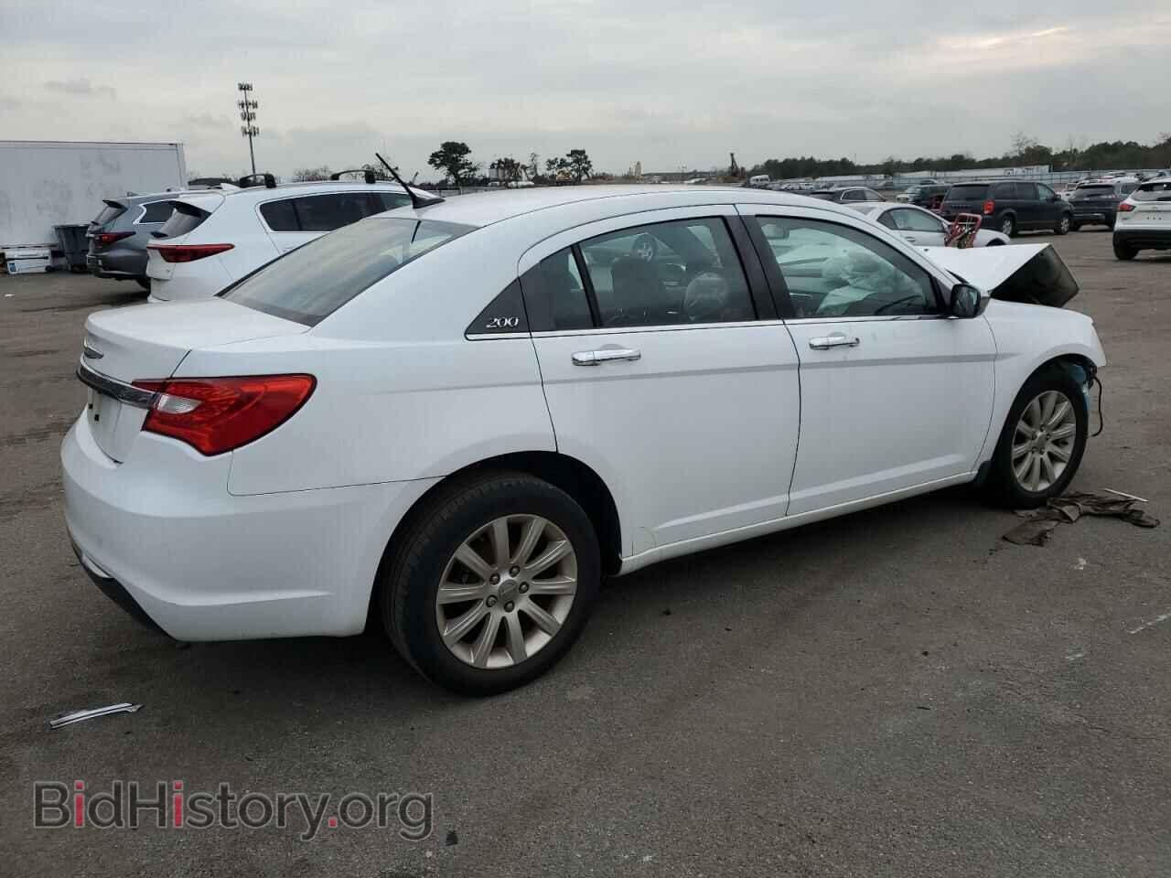 2013 CHRYSLER 200 - VIN: 1C3CCBCG0DN738063 - Photo 3