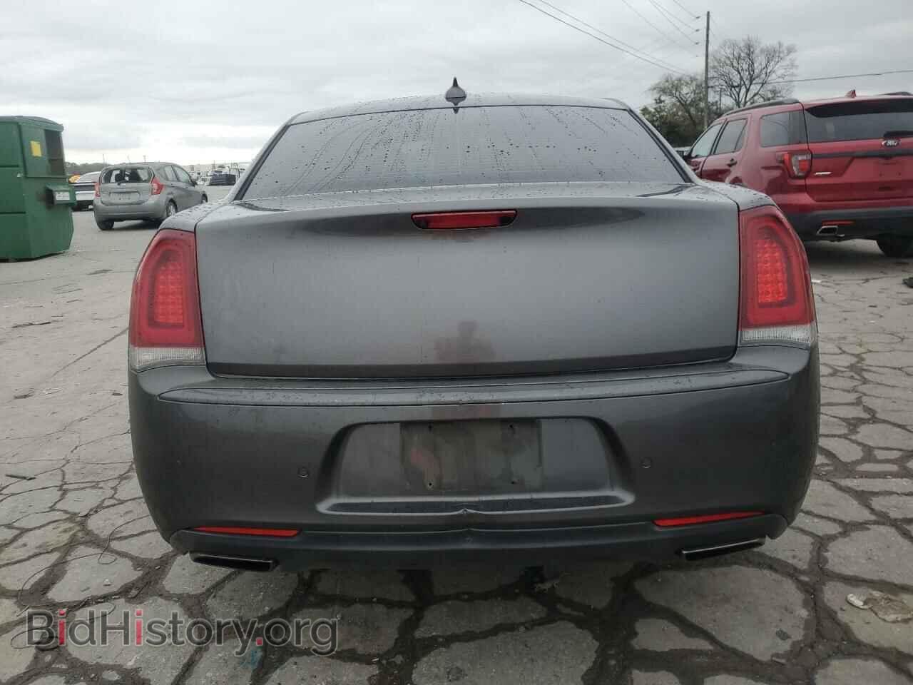 2016 CHRYSLER 300 - VIN: 2C3CCABGXGH282520 - Фото 6