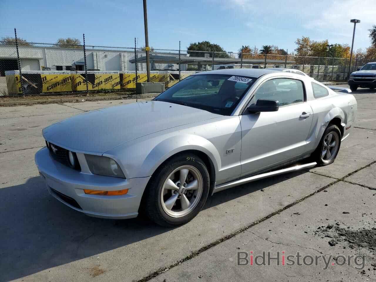 Photo 1ZVFT82H675213662 - FORD MUSTANG 2007