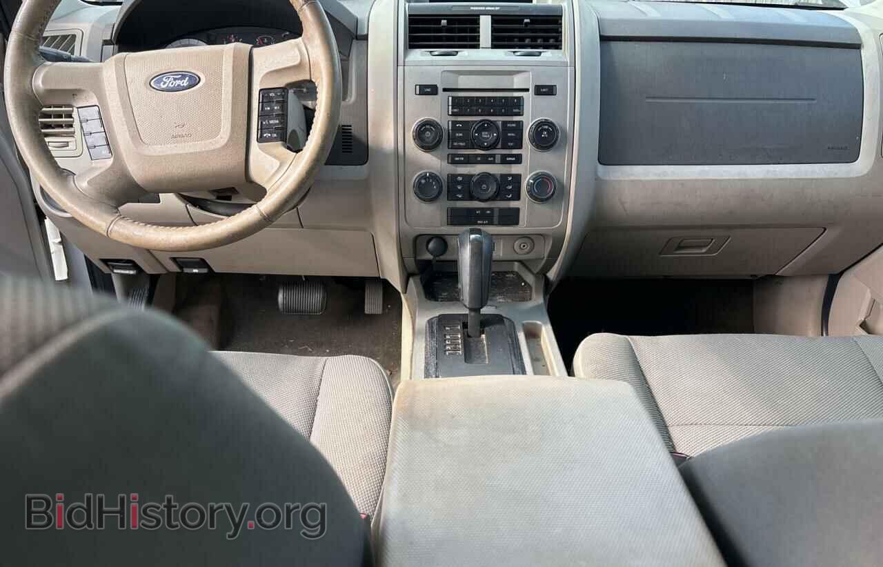 2010 FORD ESCAPE - VIN: 1FMCU0D74AKA01792 - Фото 9