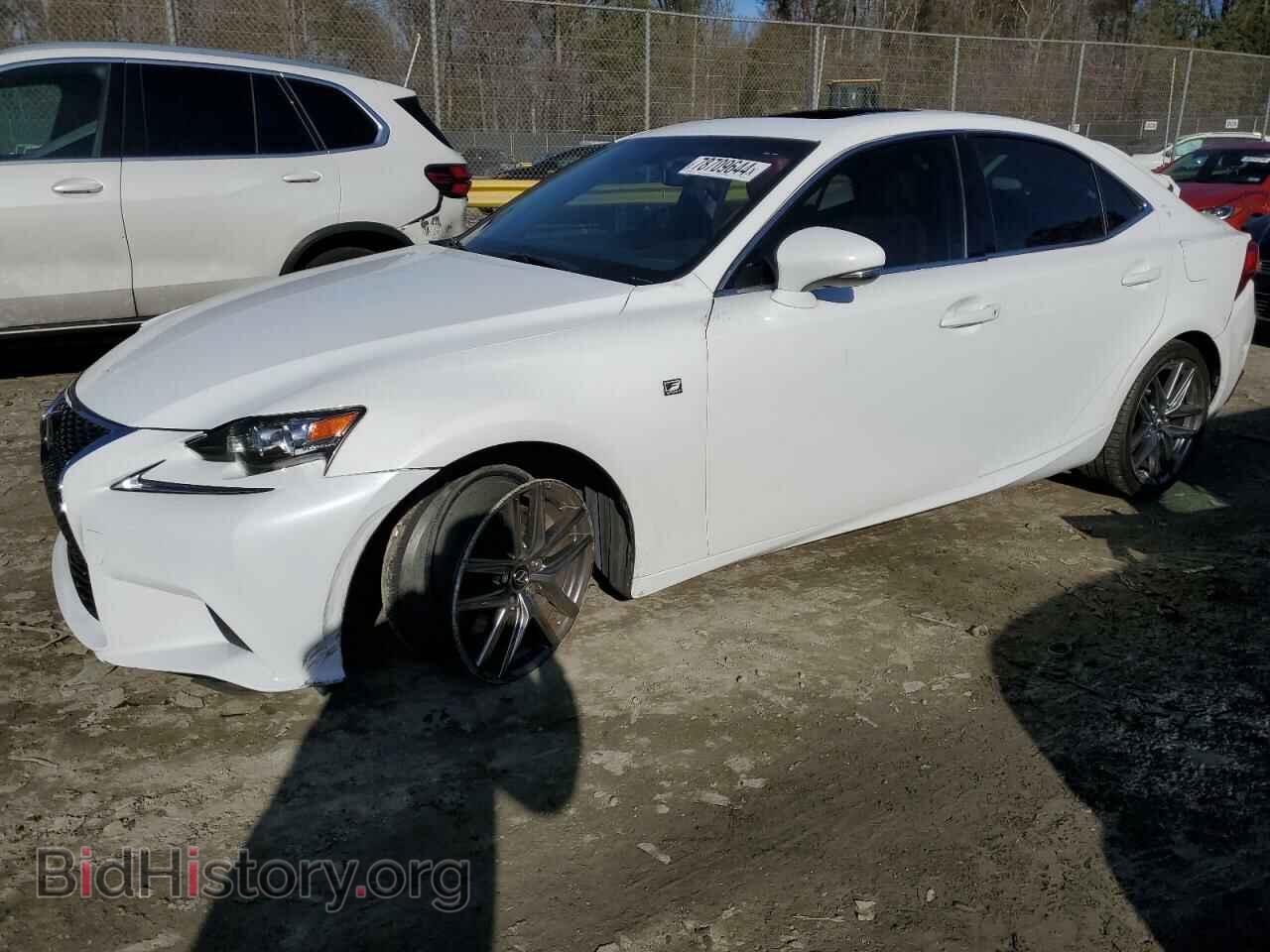 Photo JTHCE1D27F5007408 - LEXUS IS 2015
