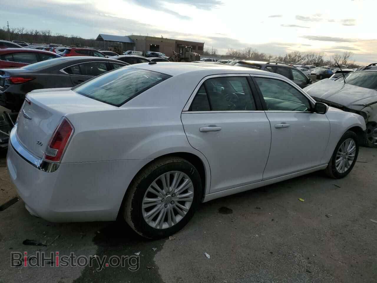 2014 CHRYSLER 300 - VIN: 2C3CCARG2EH201710 - Фото 3