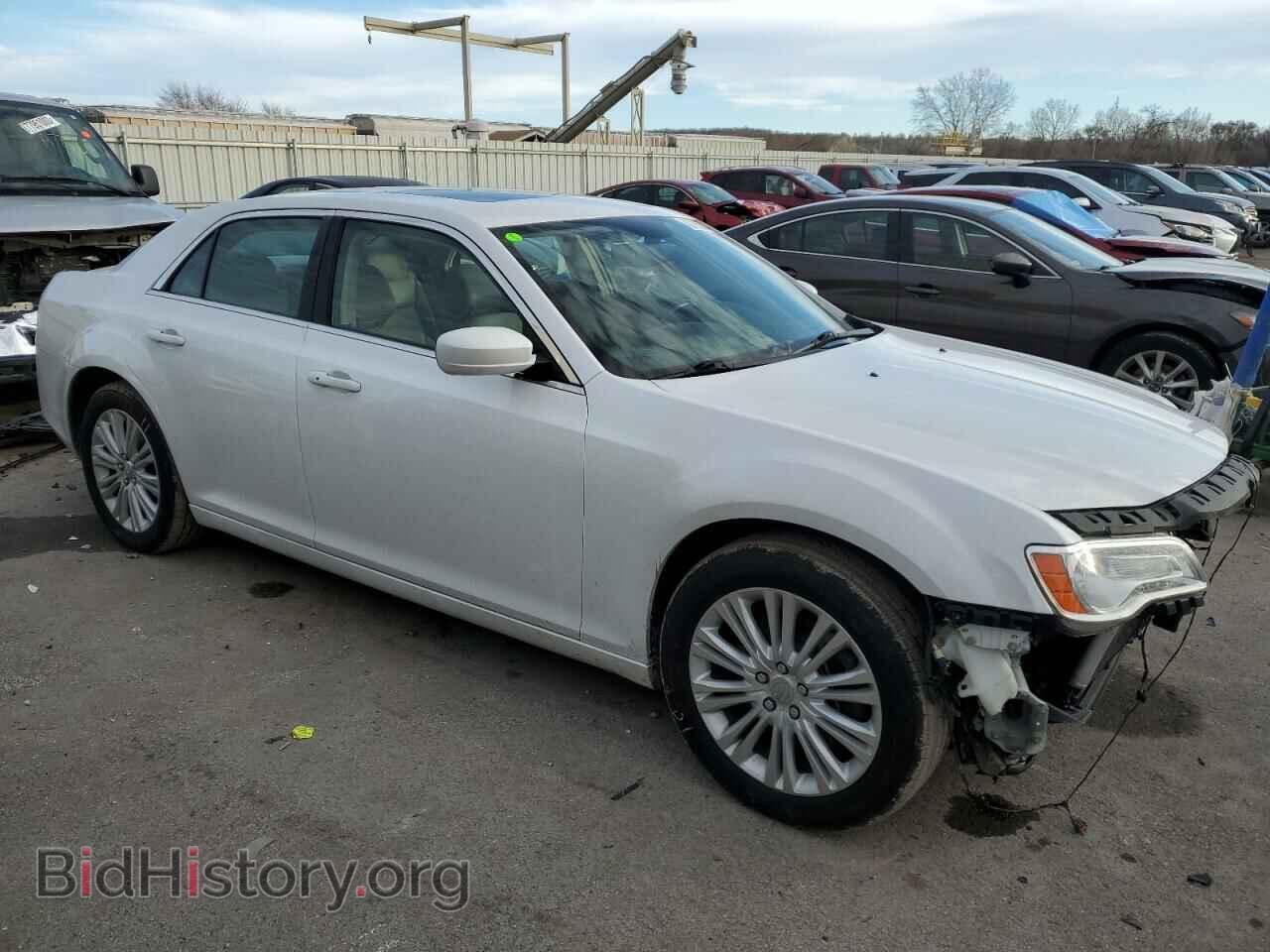 2014 CHRYSLER 300 - VIN: 2C3CCARG2EH201710 - Фото 4
