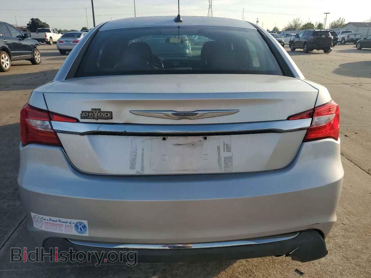 2012 CHRYSLER 200 - VIN: 1C3CCBBB5CN190940 - Фото 6