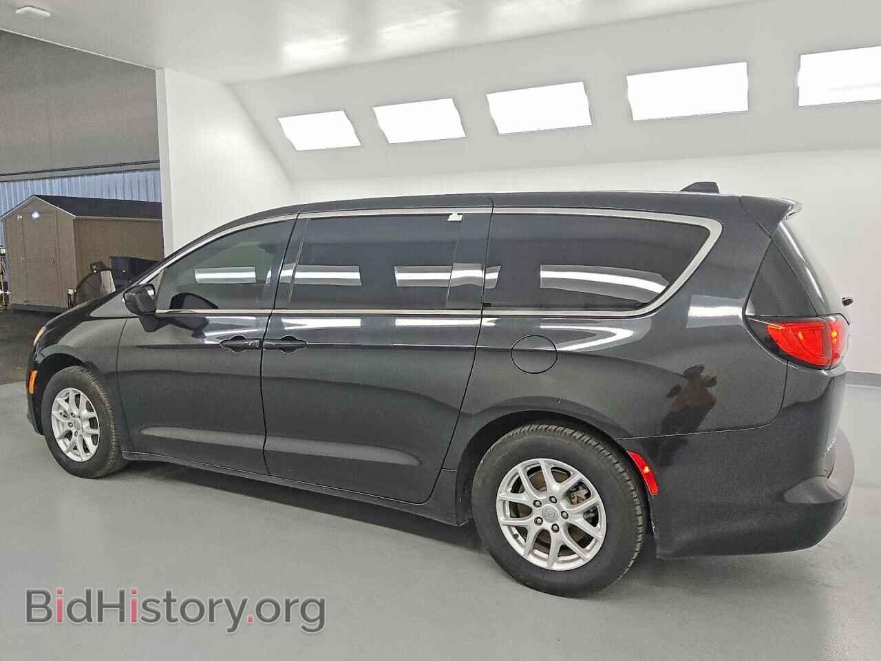 2017 CHRYSLER PACIFICA - VIN: 2C4RC1DG9HR642875 - Photo 2