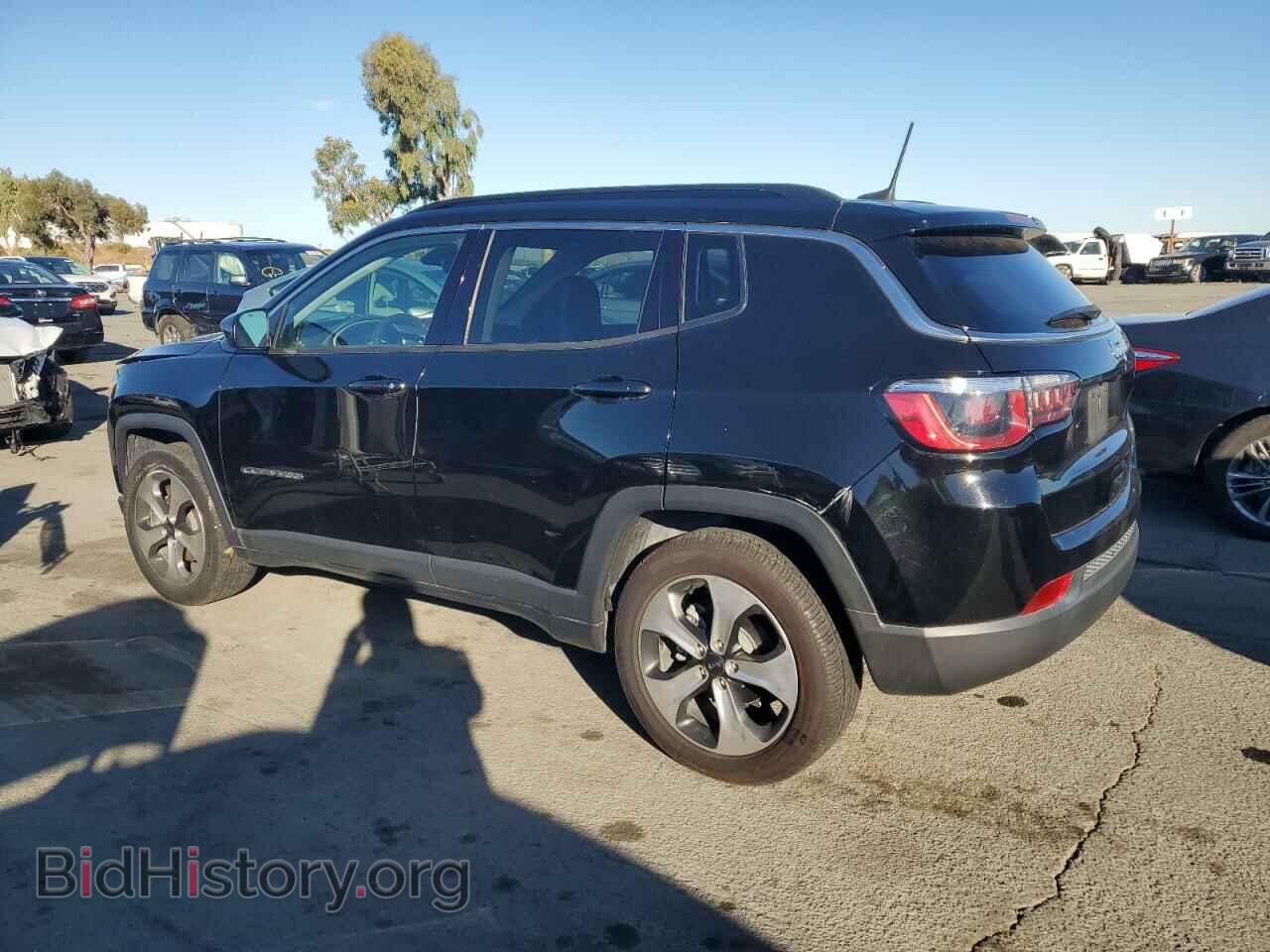 2017 JEEP COMPASS - VIN: 3C4NJCBB7HT652888 - Фото 2