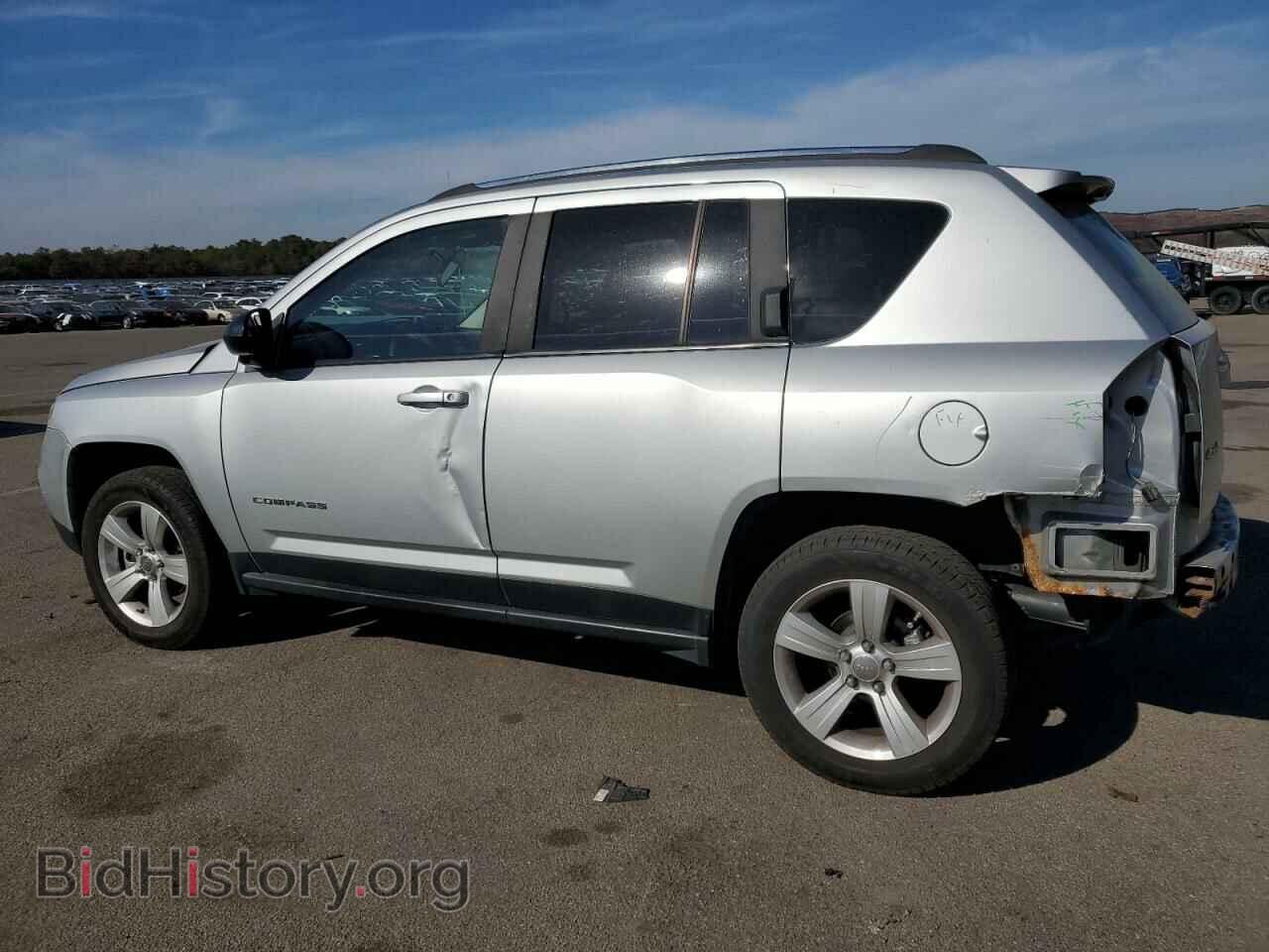 2012 JEEP COMPASS - VIN: 1C4NJDEB6CD659556 - Photo 2