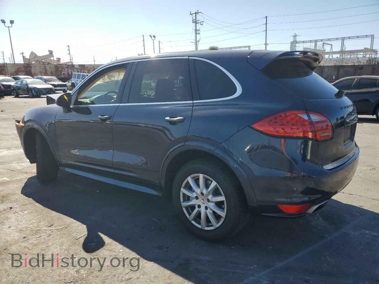 2012 PORSCHE CAYENNE - VIN: WP1AB2A25CLA44300 - Photo 2