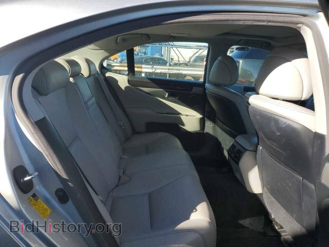 2014 LEXUS LS460 - VIN: JTHCL5EF4E5022770 - Photo 10