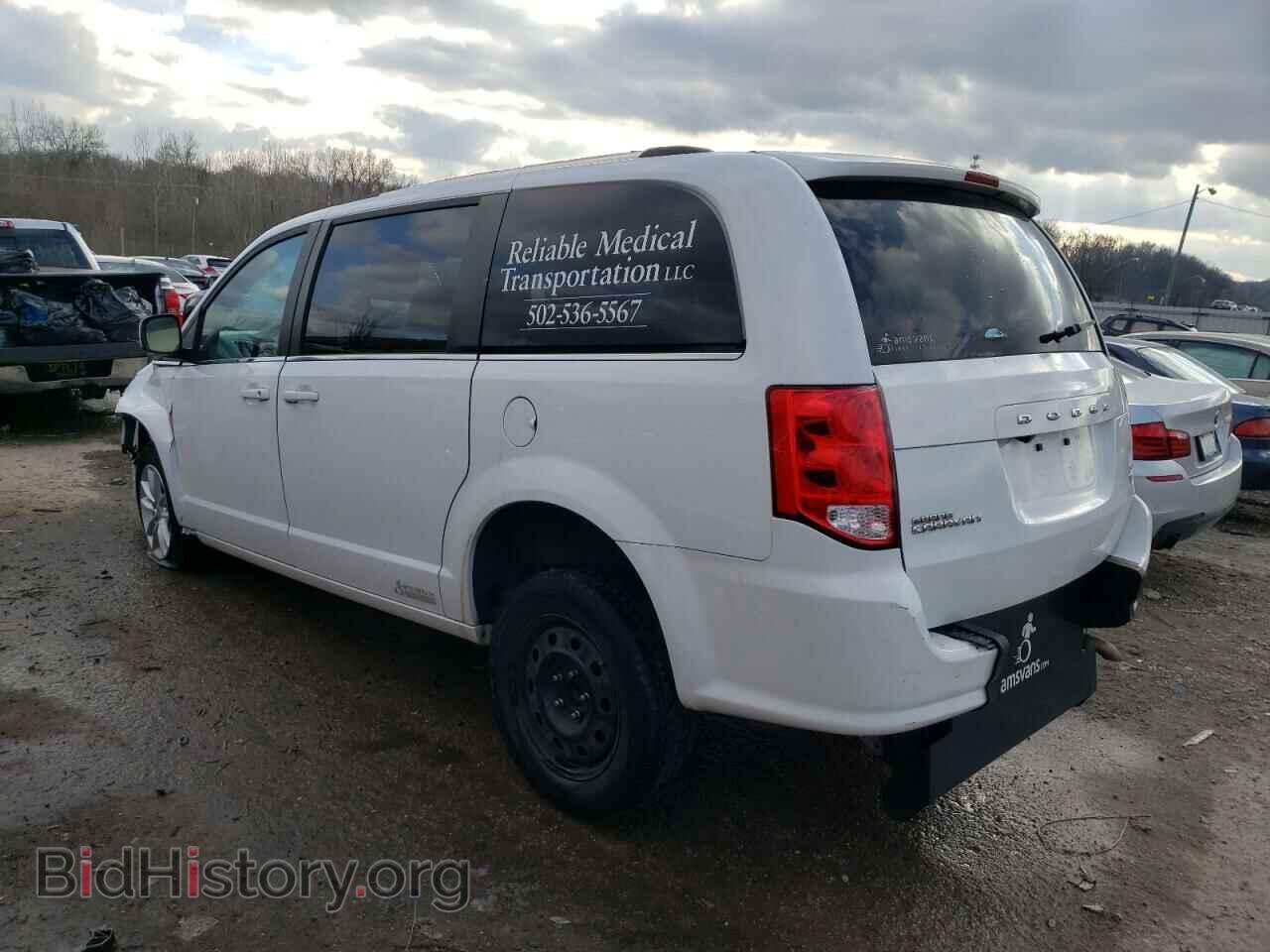 2018 DODGE CARAVAN - VIN: 2C4RDGCG5JR300055 - Фото 2