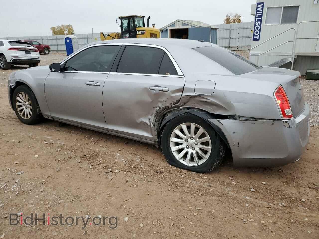 2014 CHRYSLER 300 - VIN: 2C3CCAAG5EH193730 - Фото 2