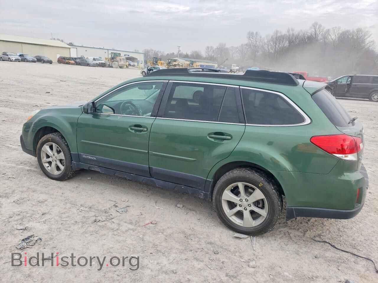 2014 SUBARU OUTBACK - VIN: 4S4BRCDC8E3217821 - Photo 2