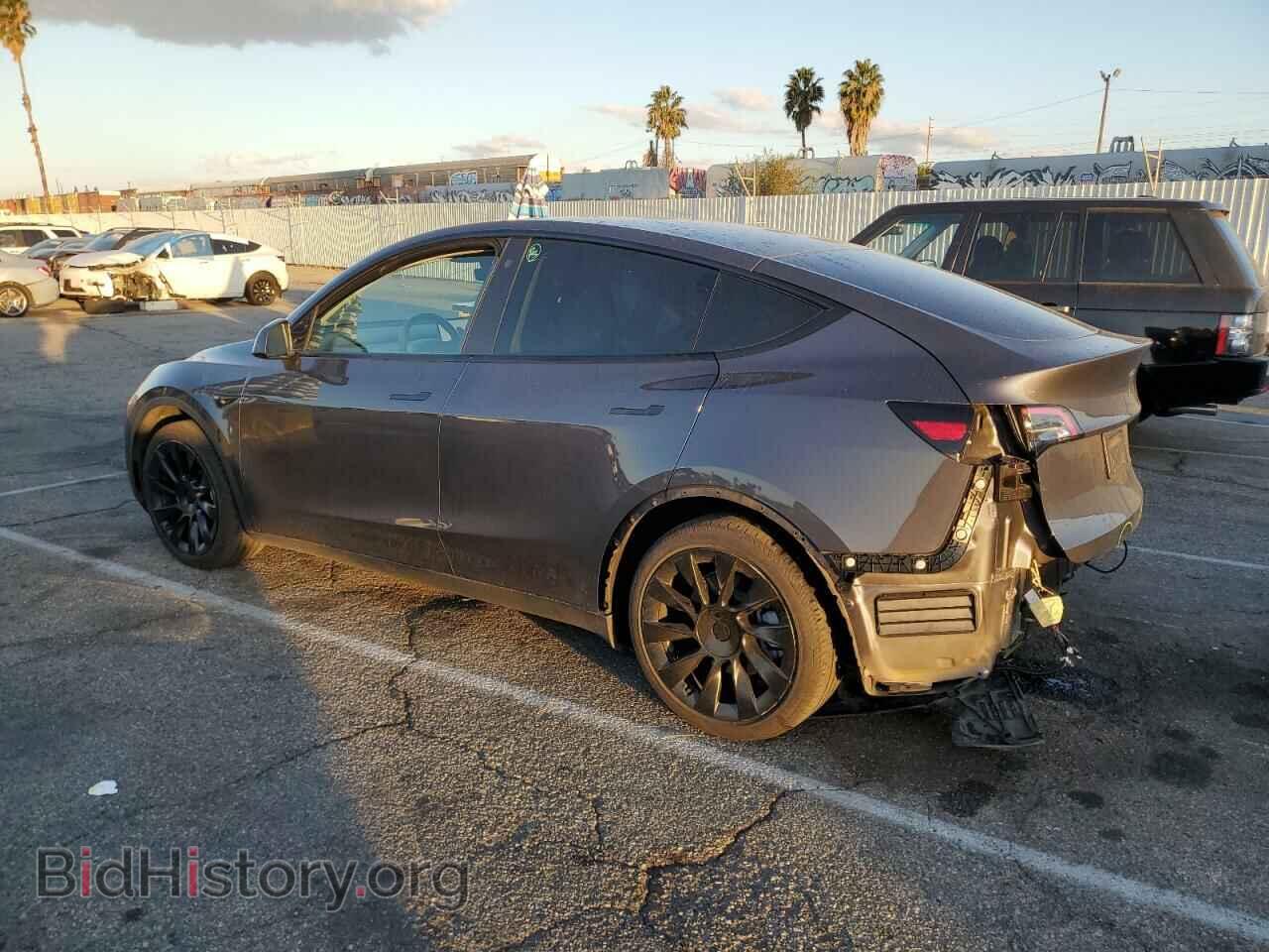 2023 TESLA MODEL Y - VIN: 7SAYGAEE6PF598358 - Фото 2