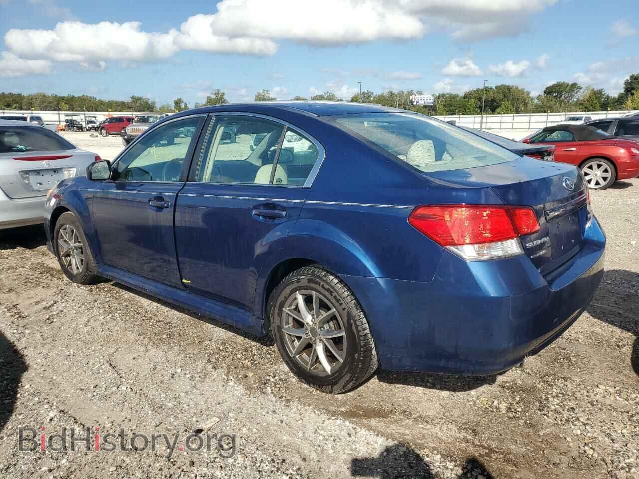 2011 SUBARU LEGACY - VIN: 4S3BMBA61B3220678 - Фото 2