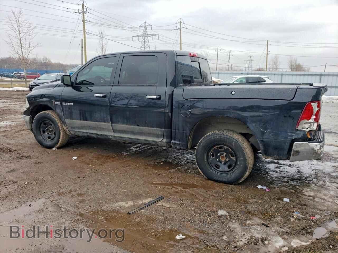 2010 DODGE RAM 1500 - VIN: 1D7RV1CT0AS253500 - Фото 2