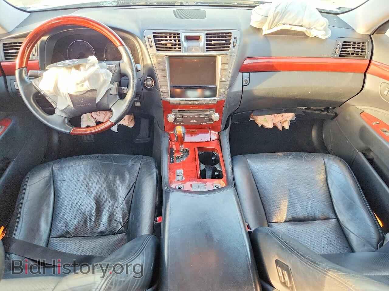 2011 LEXUS LS500 - VIN: JTHBL5EF8B5104833 - Фото 8