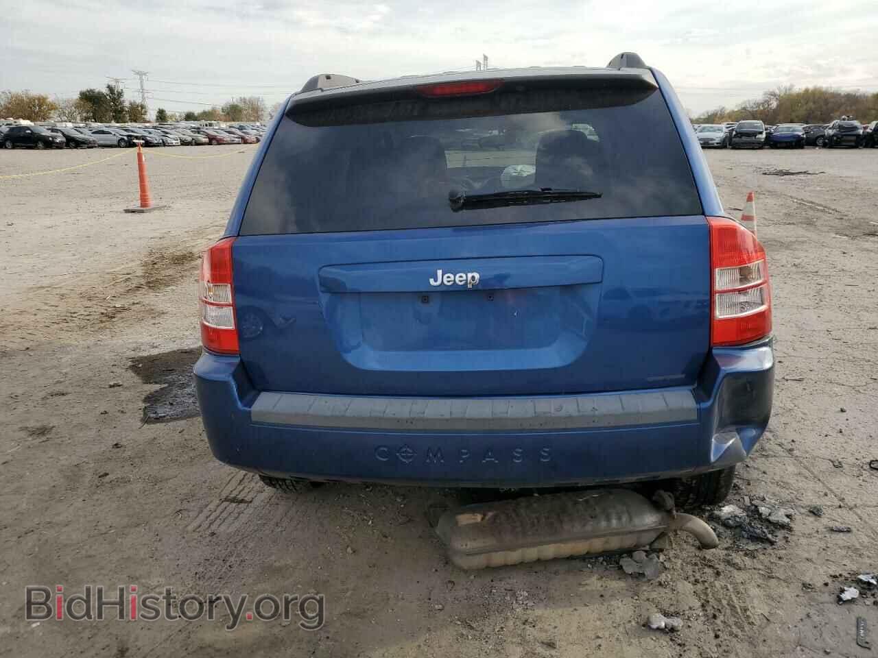 2010 JEEP COMPASS - VIN: 1J4NT4FA2AD525974 - Photo 6