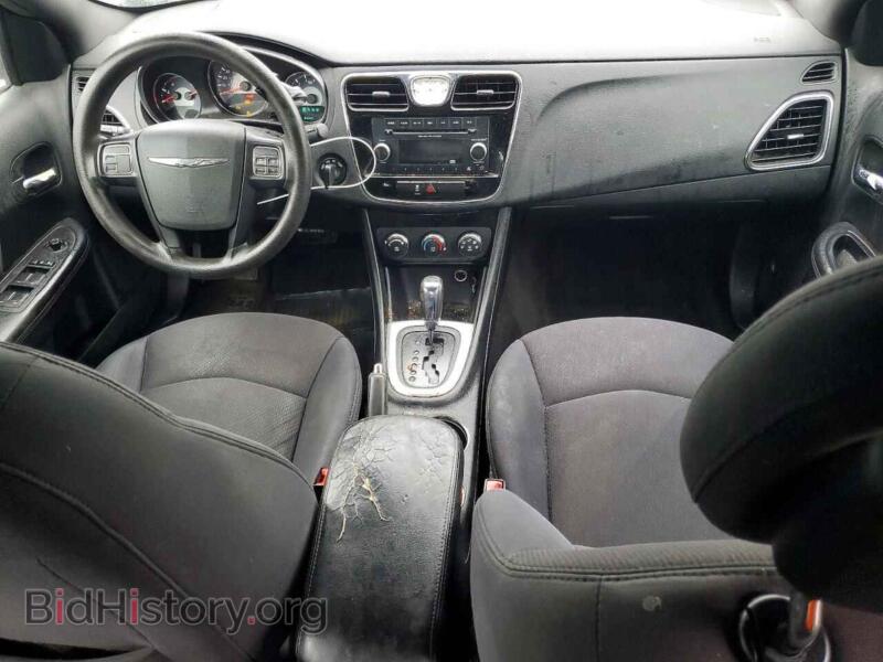 2012 Chrysler 200 (VIN 1C3CCBABXCN296110) — photo 8 of 14