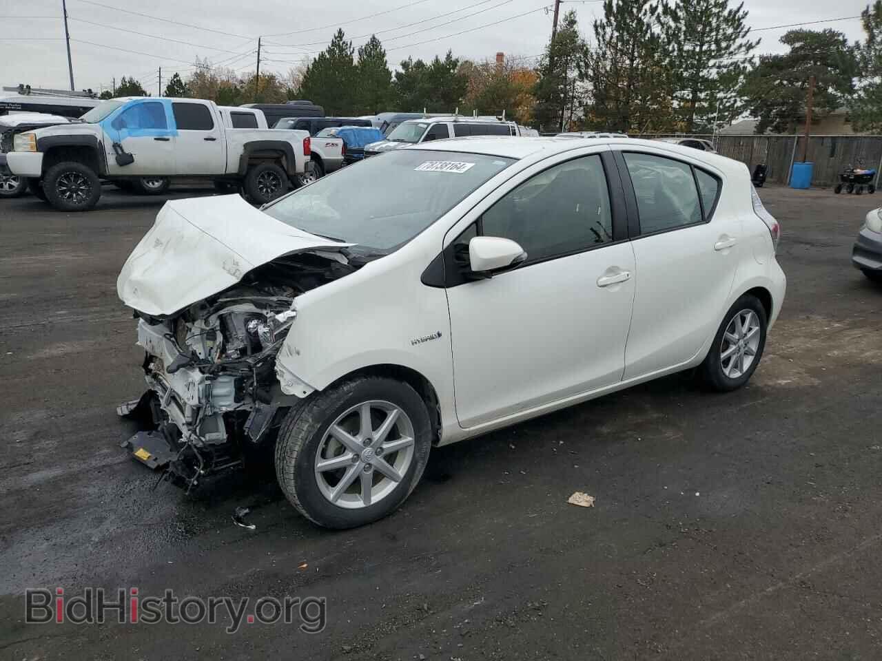 Фотография JTDKDTB33D1553084 - TOYOTA PRIUS 2013